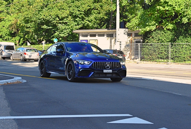 Mercedes-AMG GT 63 S X290