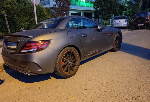 Mercedes-AMG SLC 43 R172 RedArt Edition