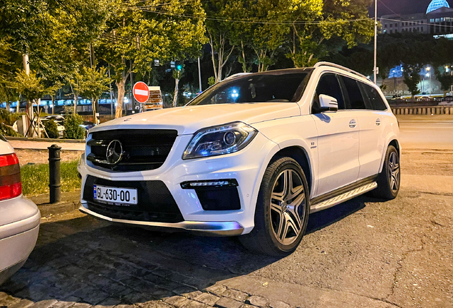 Mercedes-Benz GL 63 AMG X166