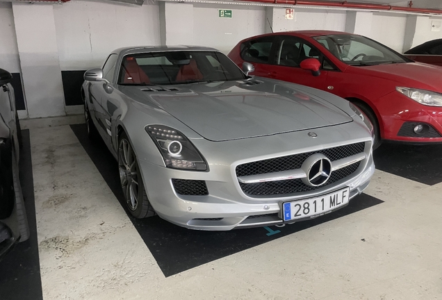 Mercedes-Benz SLS AMG