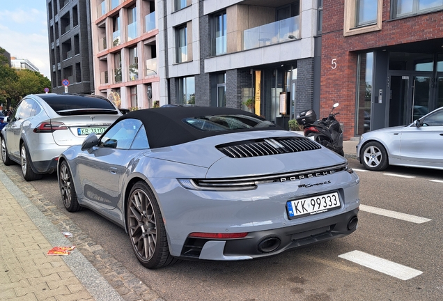 Porsche 992 Carrera 4S Cabriolet