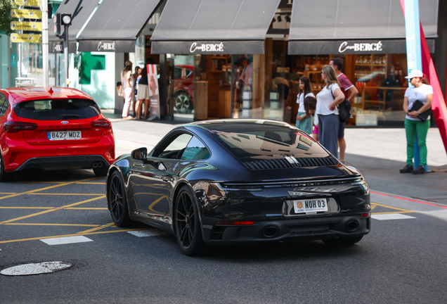 Porsche 992 Carrera GTS