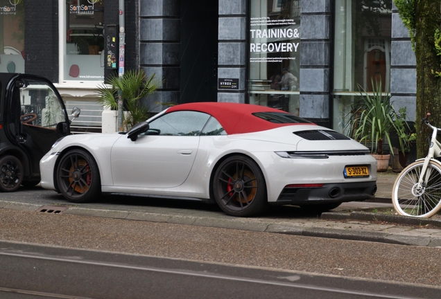 Porsche 992 Carrera GTS Cabriolet