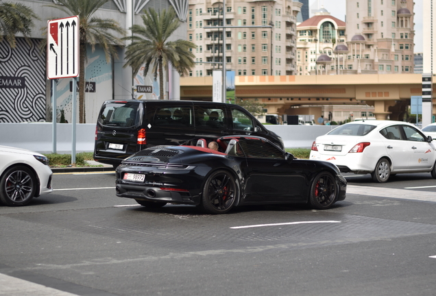 Porsche 992 Carrera GTS Cabriolet