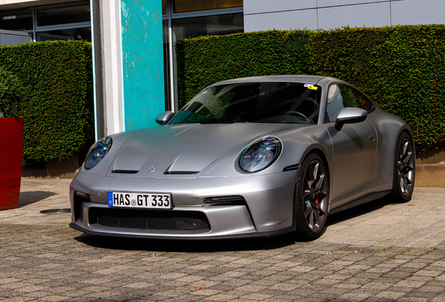 Porsche 992 GT3 Touring