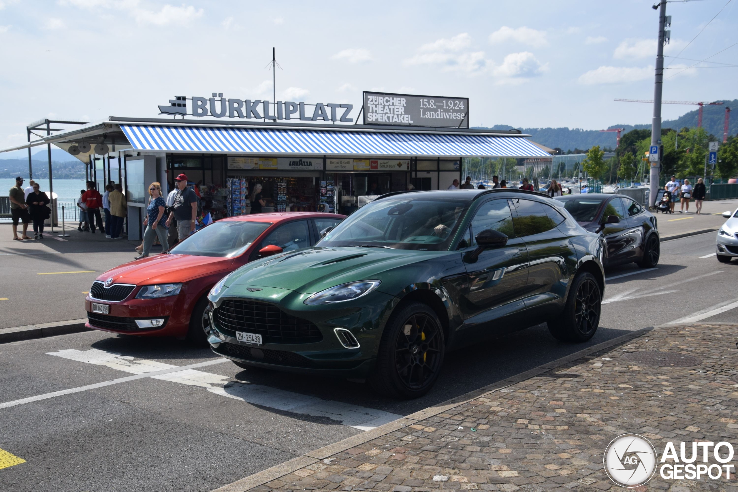 Aston Martin DBX