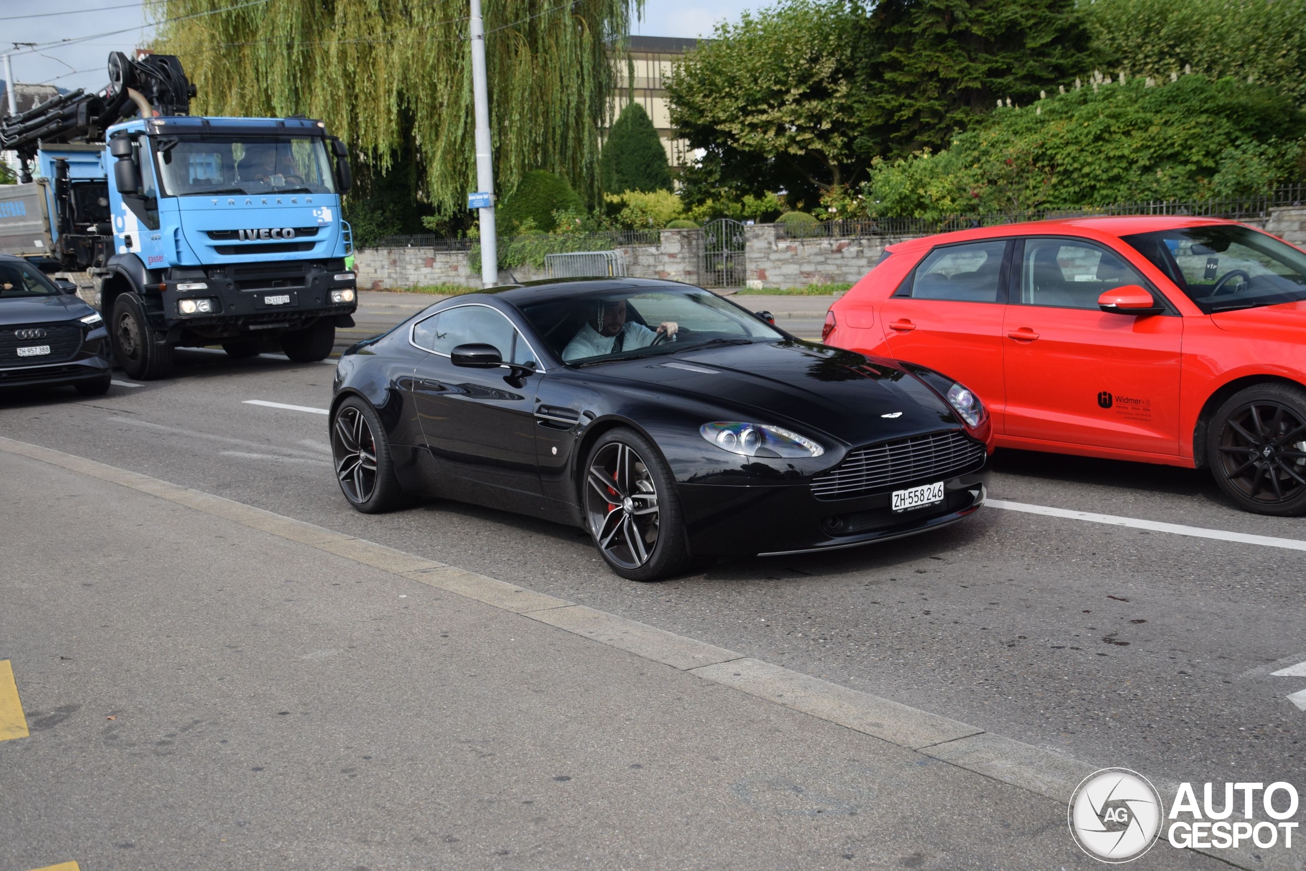 Aston Martin V8 Vantage