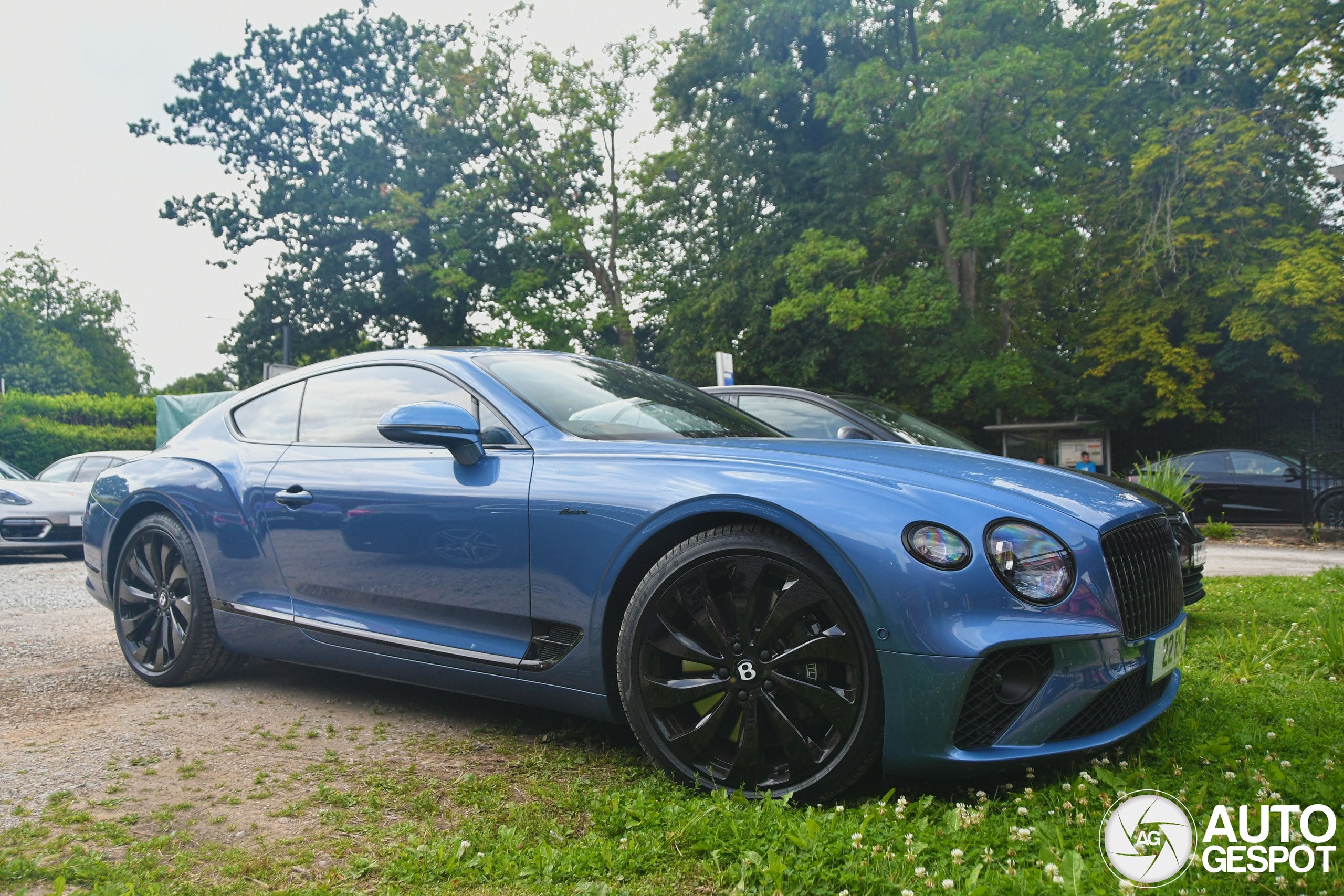 Bentley Continental GT V8 Azure 2024