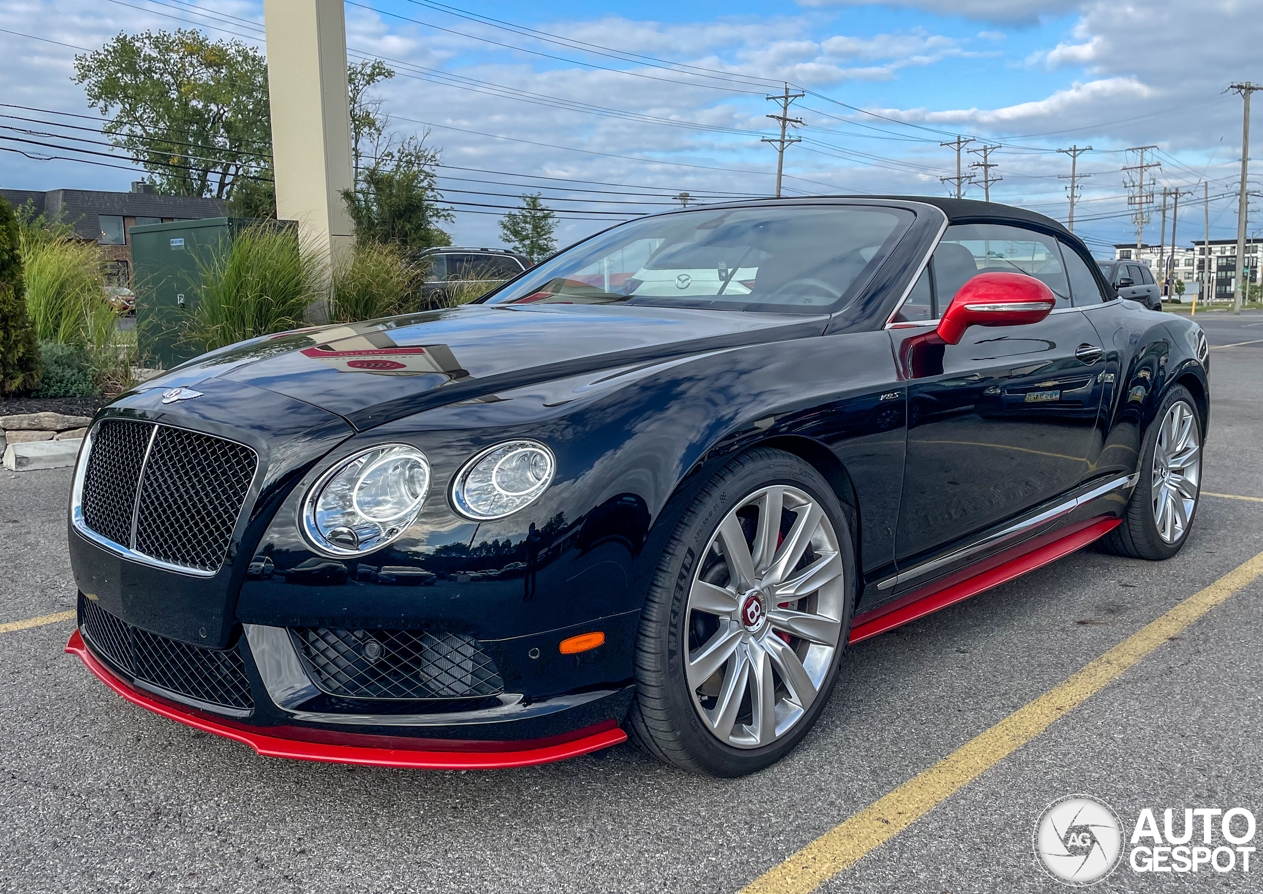 Bentley Continental GTC V8 S