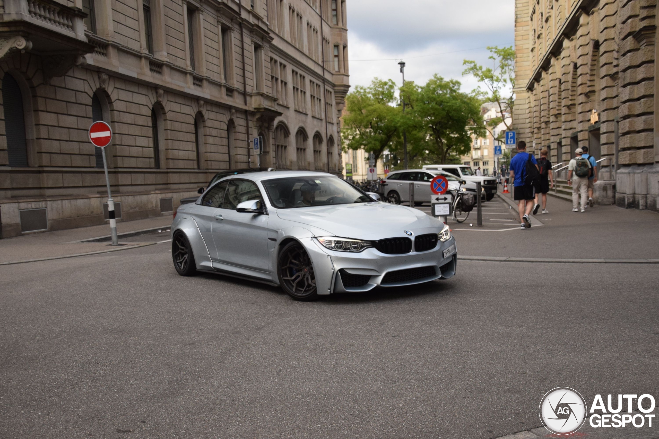 BMW M4 F83 Convertible Liberty Walk Widebody