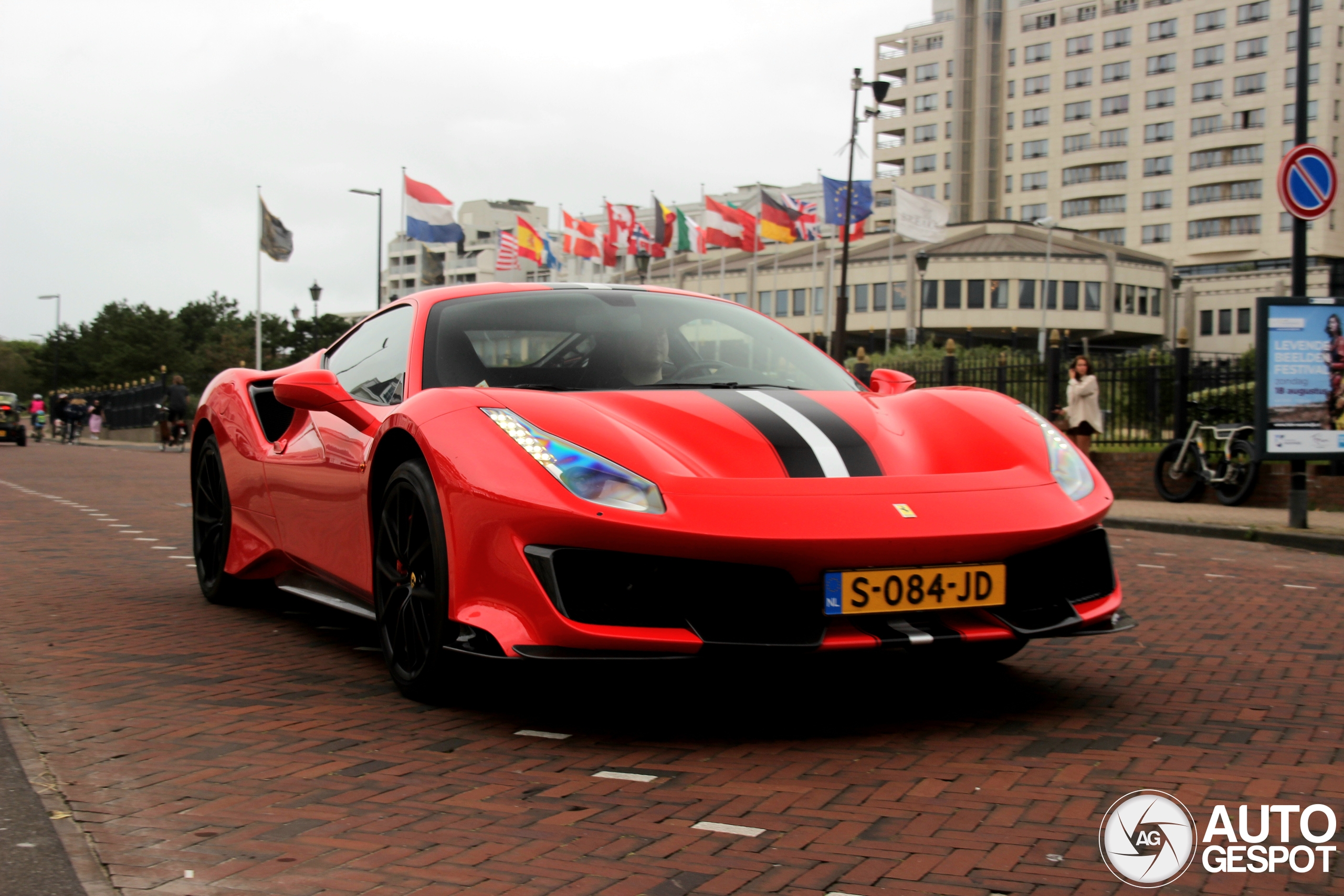 Ferrari 488 Pista