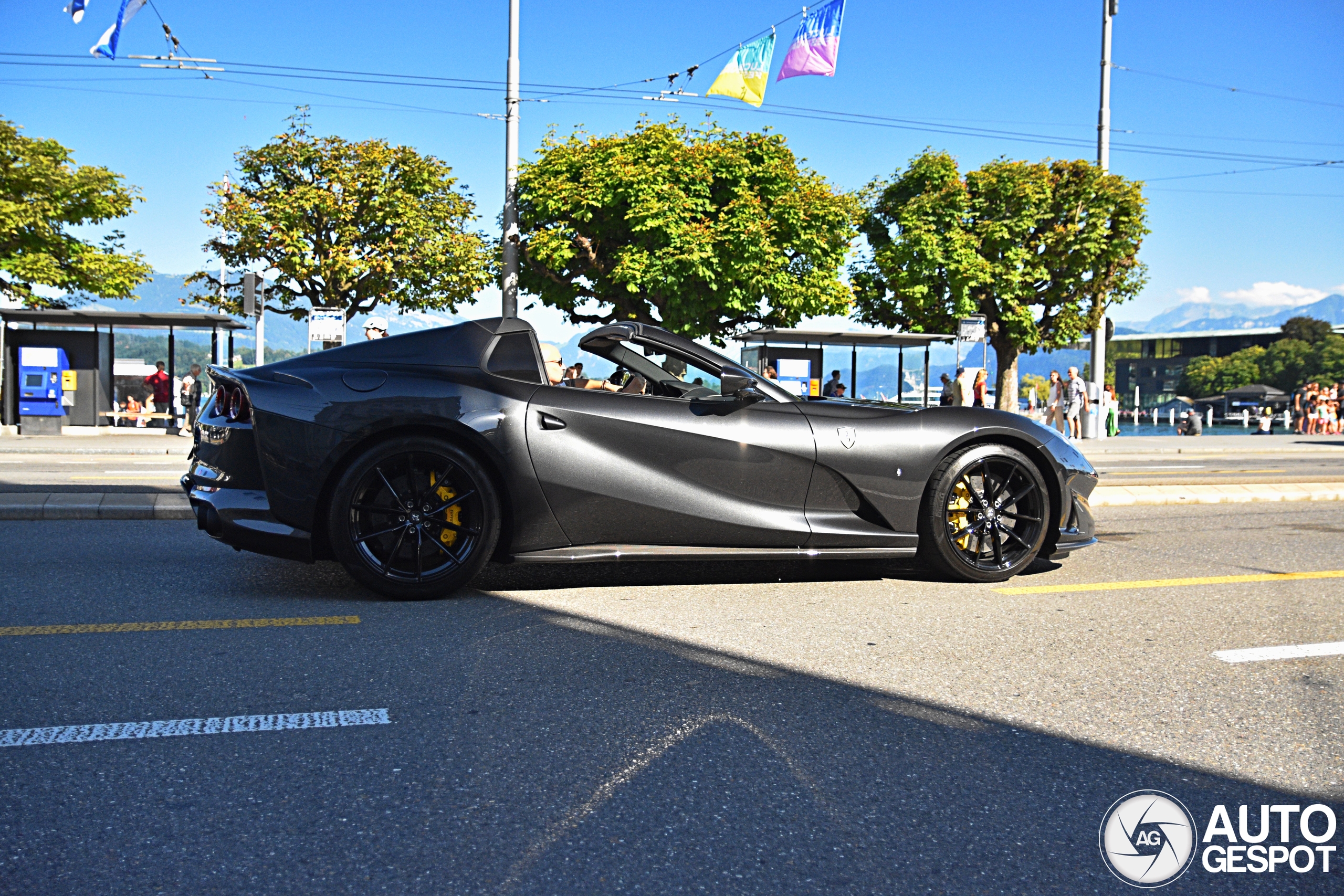 Ferrari 812 GTS