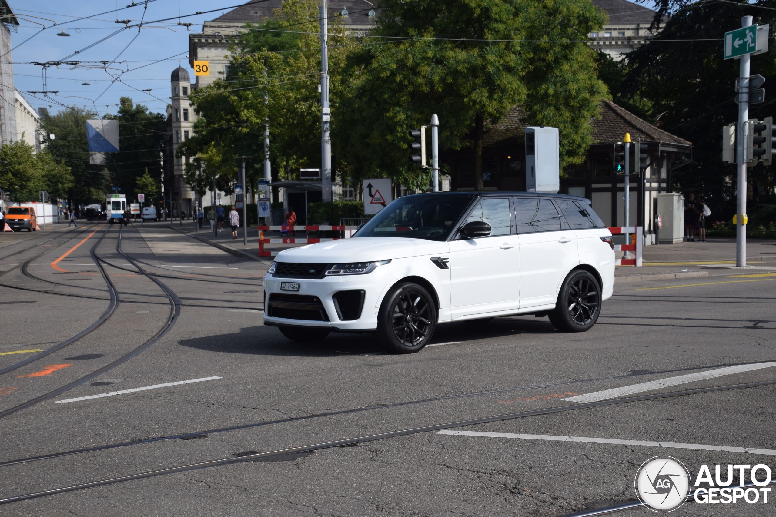 Land Rover Range Rover Sport SVR 2018