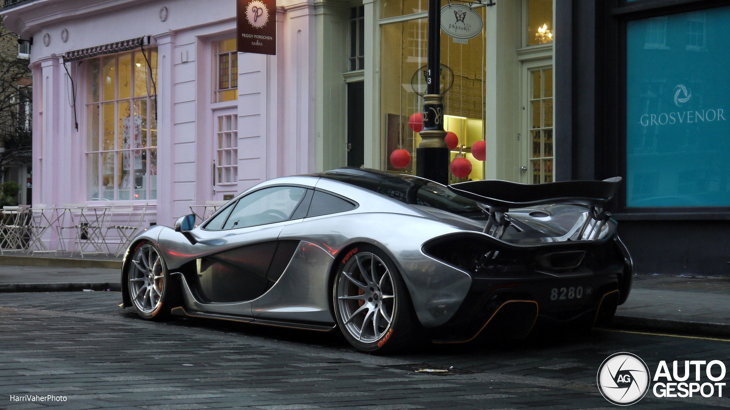 McLaren P1