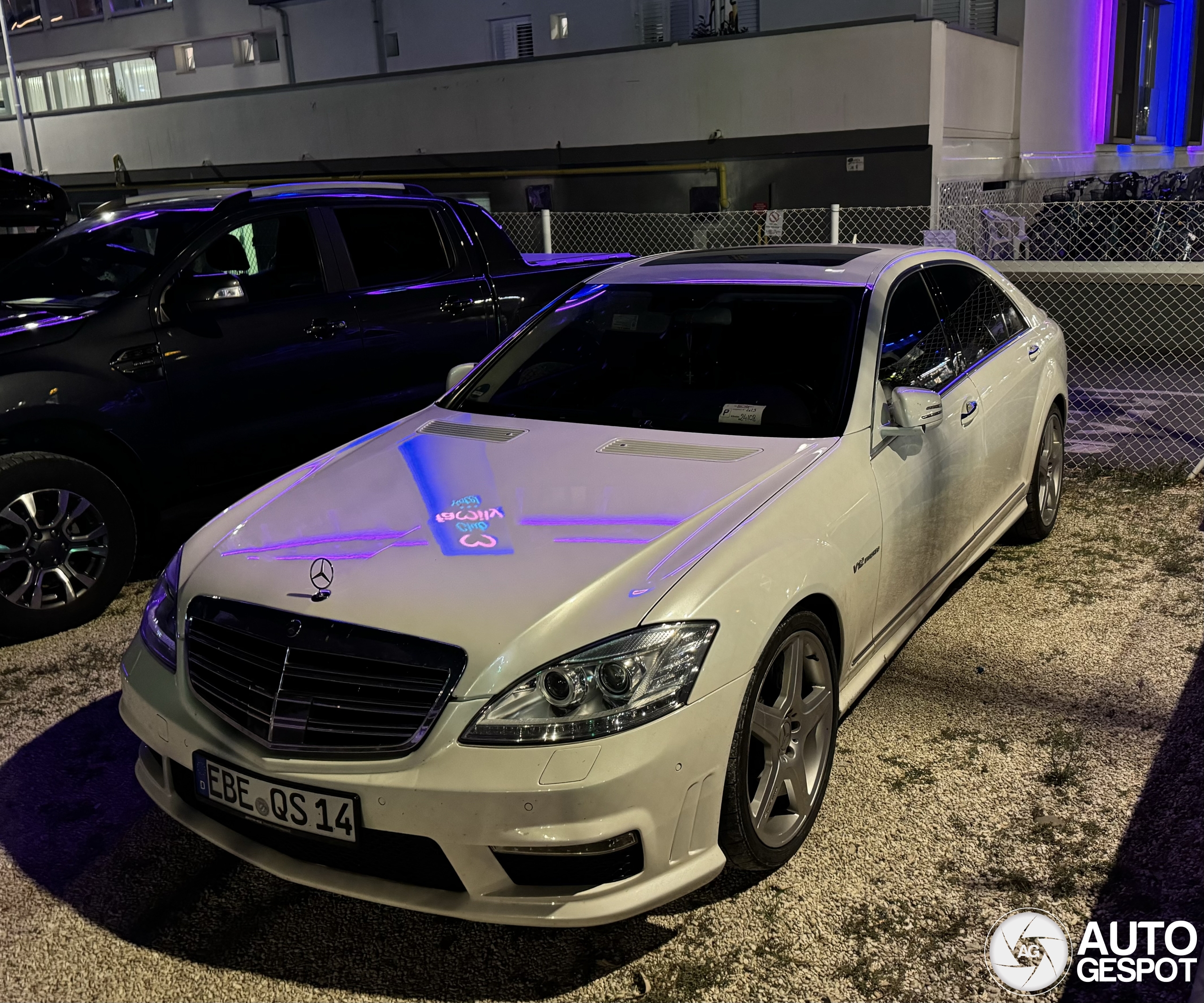 Mercedes-Benz S 65 AMG V221 2010