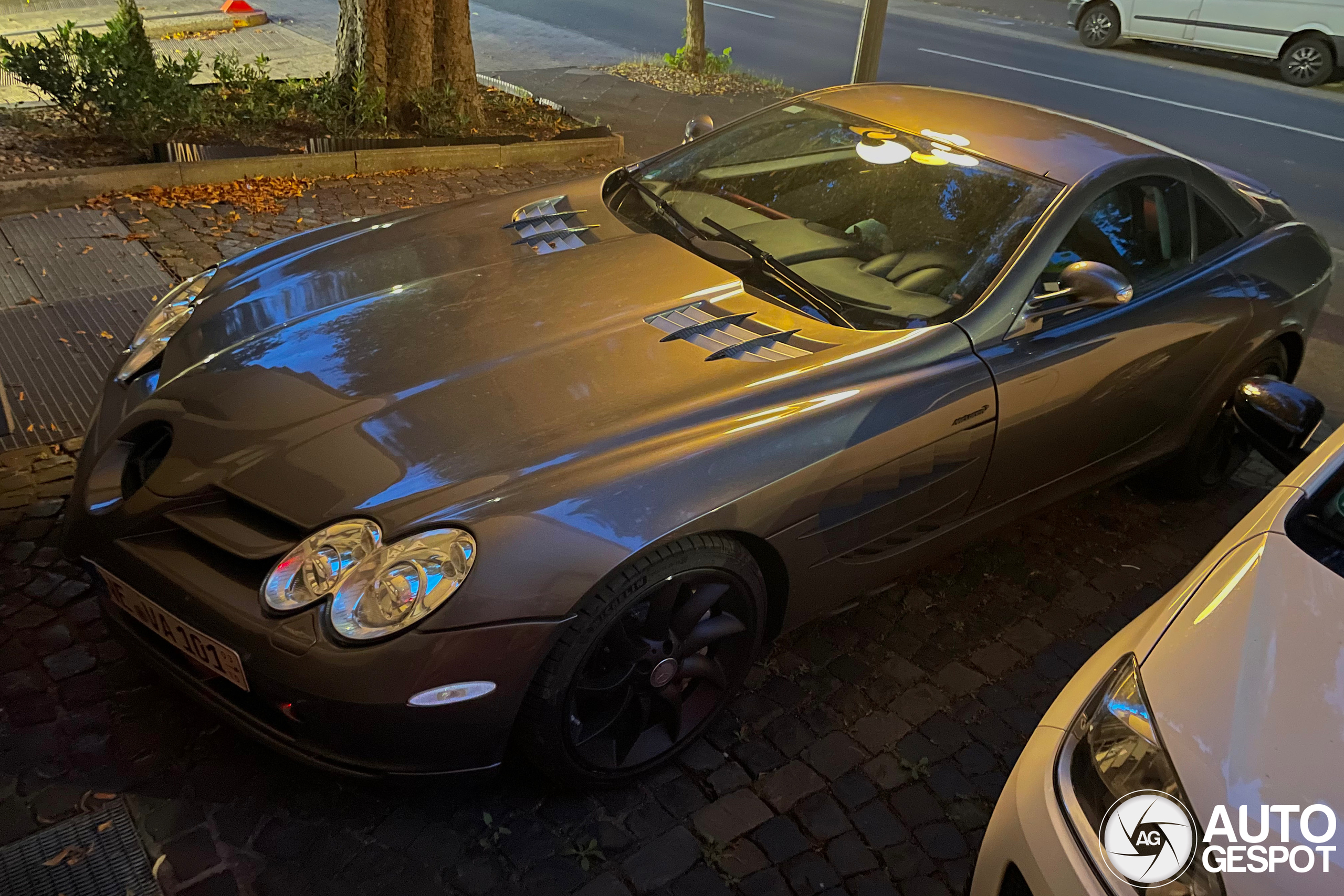 Mercedes-Benz SLR McLaren