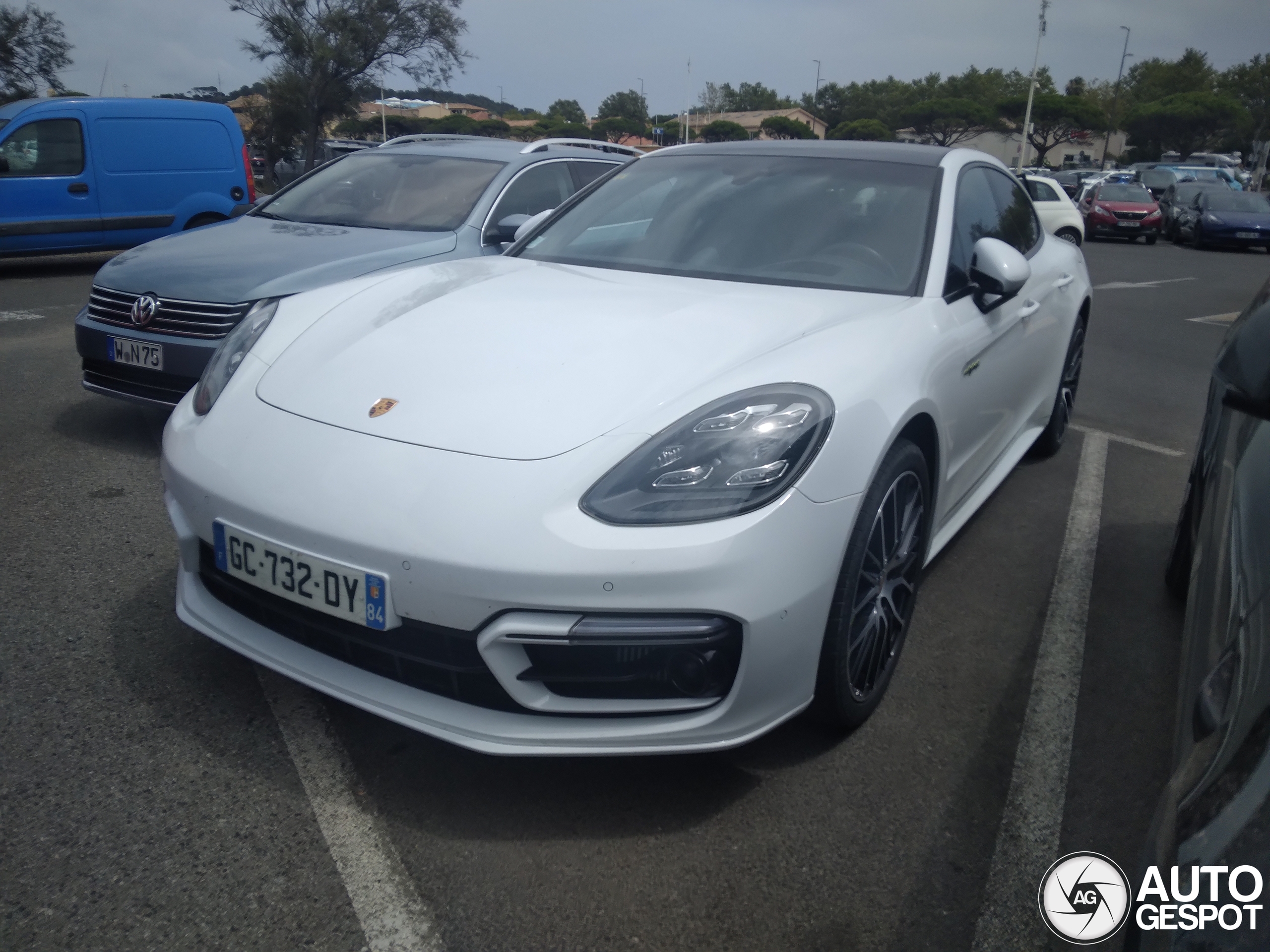 Porsche 971 Panamera Turbo S E-Hybrid