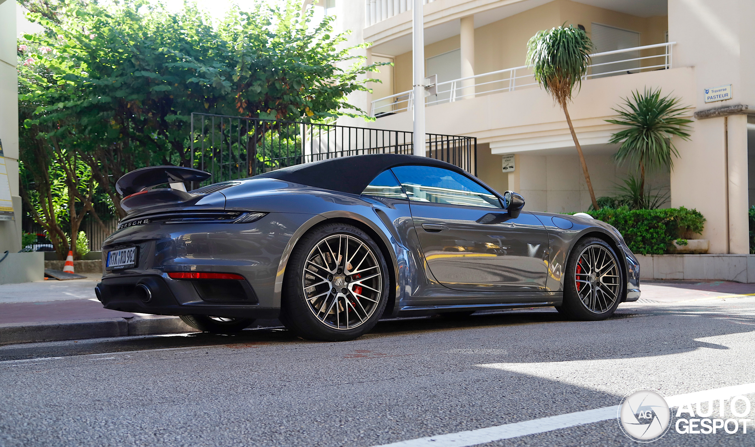 Porsche 992 Turbo Cabriolet