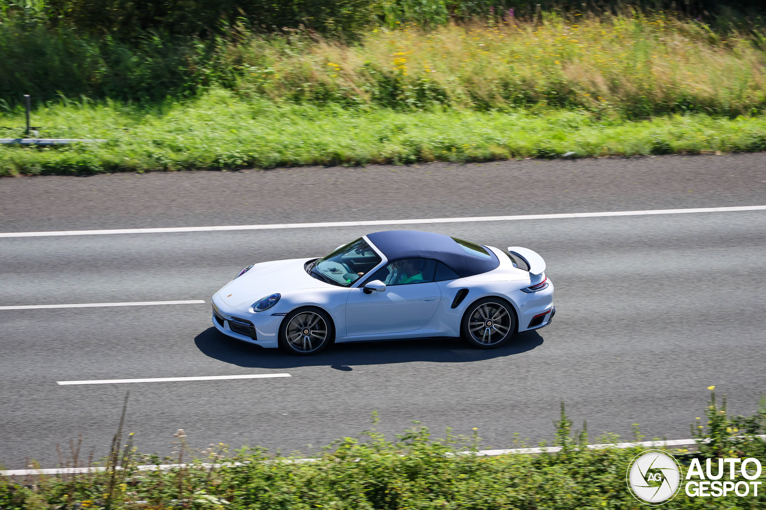 Porsche 992 Turbo S Cabriolet