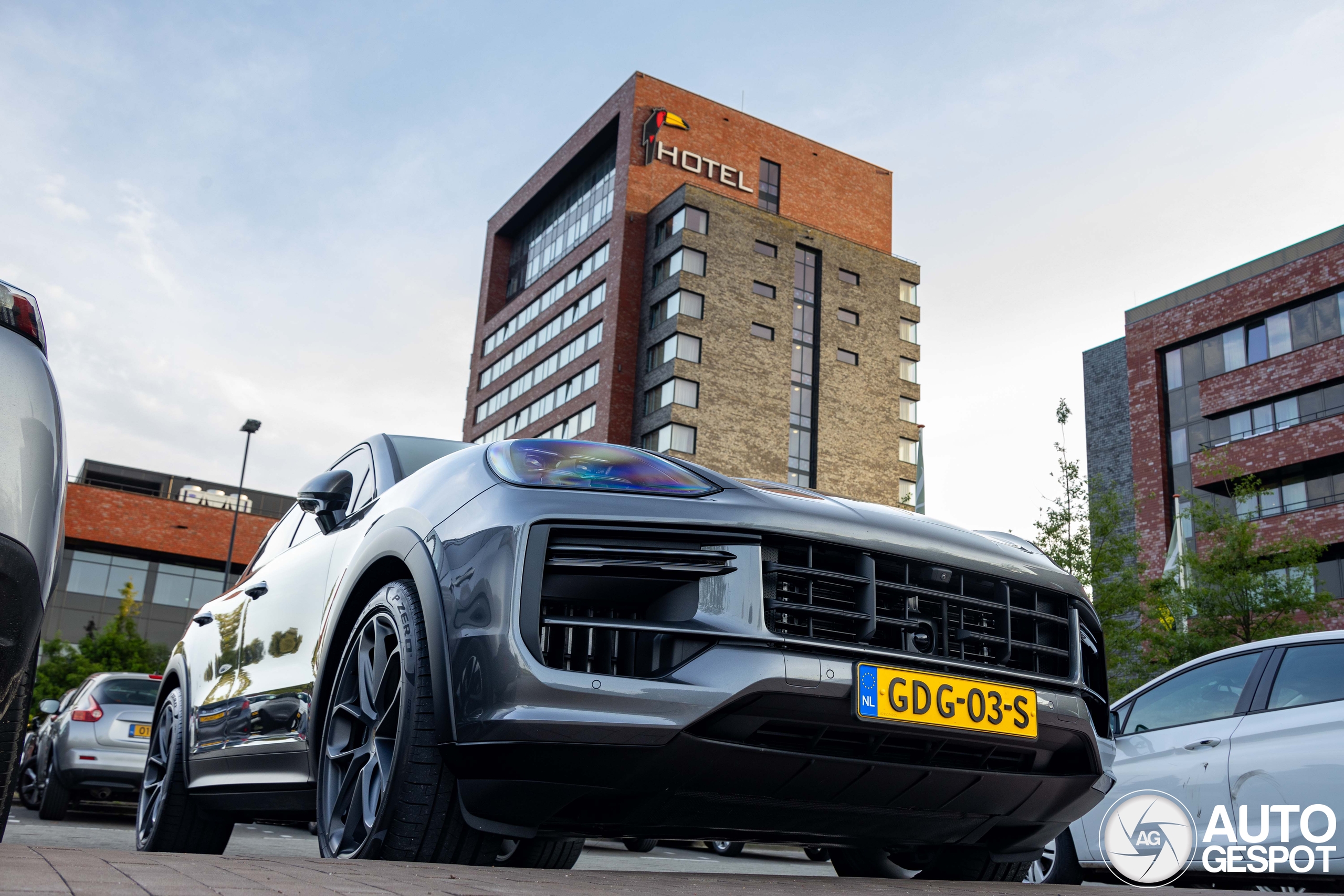 Porsche Cayenne Coupé Turbo E-Hybrid