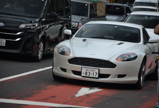 Aston Martin DB9