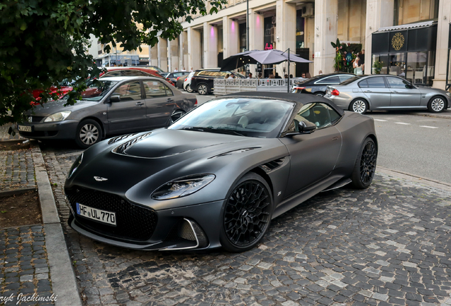 Aston Martin DBS 770 Ultimate Volante