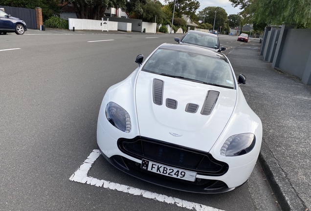 Aston Martin V12 Vantage S