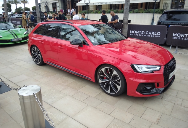 Audi RS4 Avant B9