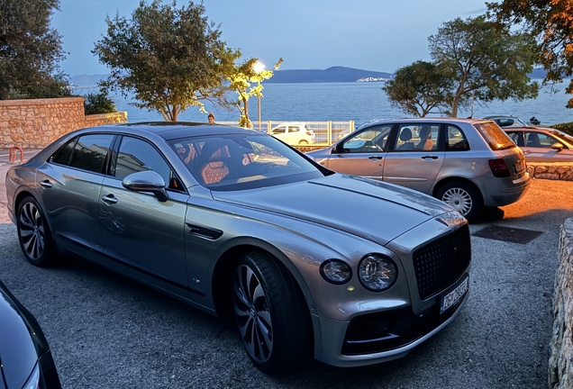 Bentley Flying Spur V8 2021