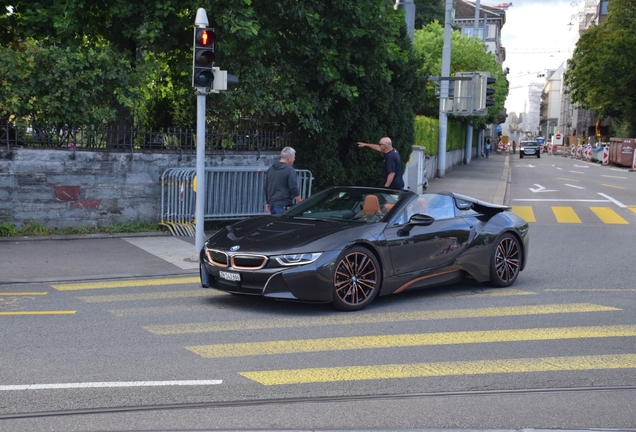 BMW i8 Roadster Ultimate Sophisto Edition