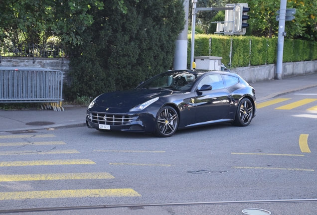 Ferrari FF