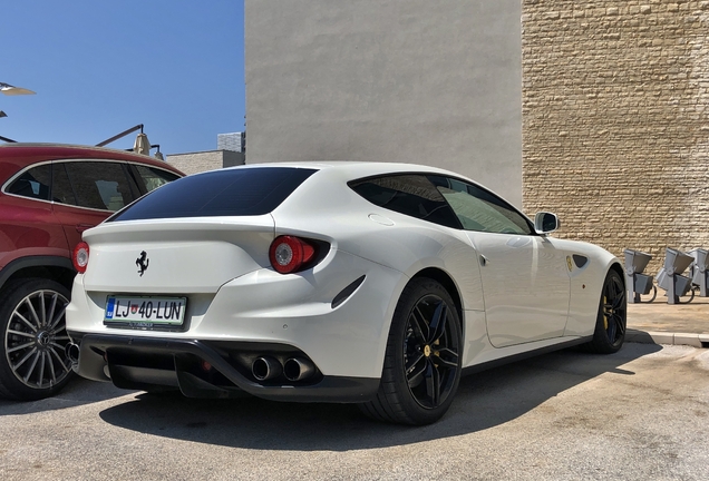 Ferrari FF