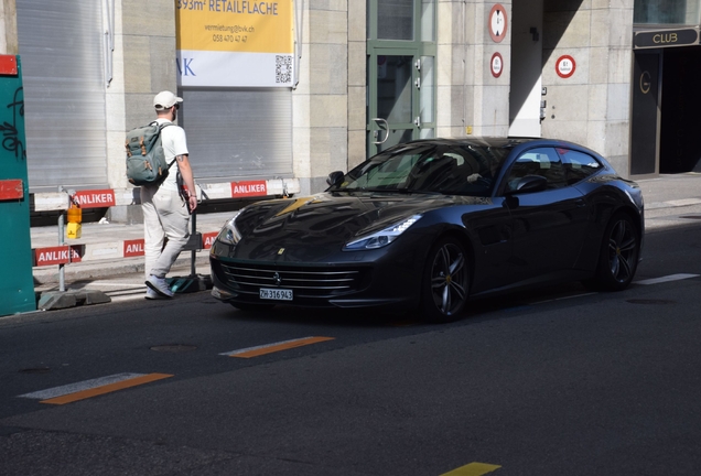 Ferrari GTC4Lusso