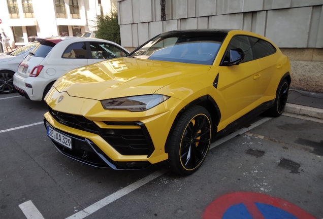 Lamborghini Urus