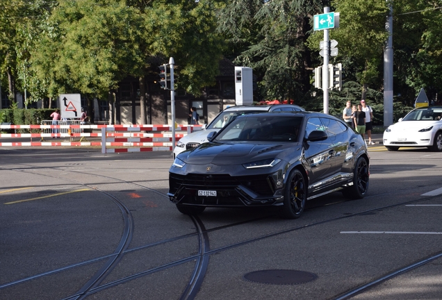 Lamborghini Urus Performante