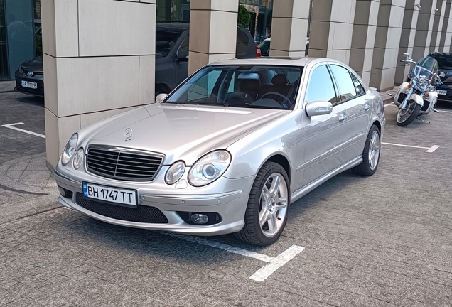 Mercedes-Benz E 55 AMG