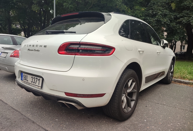 Porsche 95B Macan Turbo