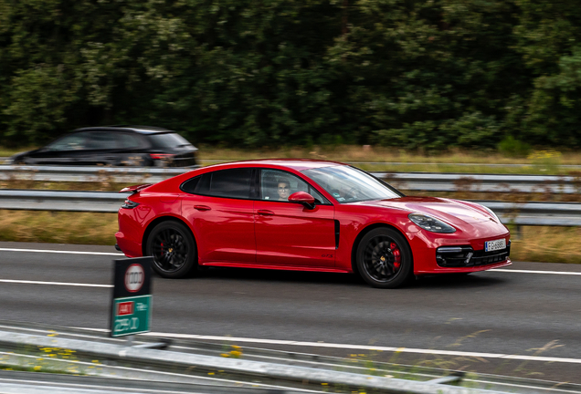 Porsche 971 Panamera GTS MkI