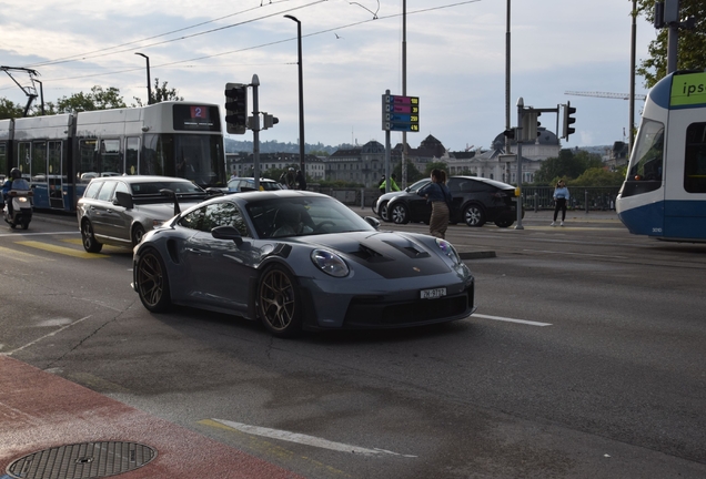 Porsche 992 GT3 RS Weissach Package