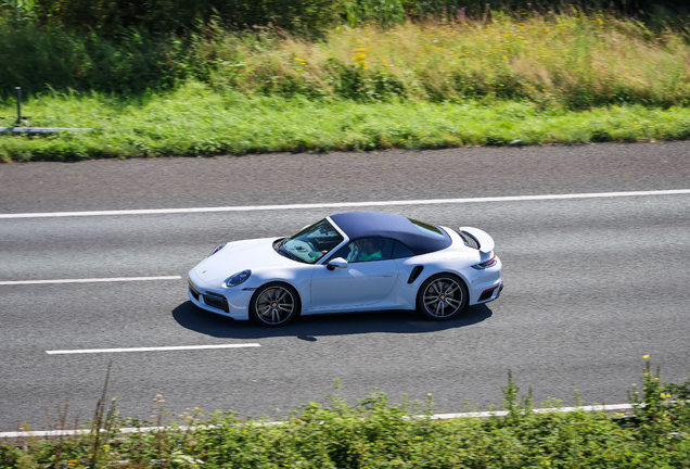 Porsche 992 Turbo S Cabriolet