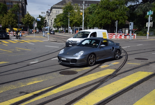 Porsche 996 Turbo