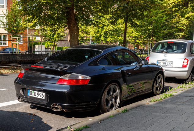 Porsche 996 Turbo