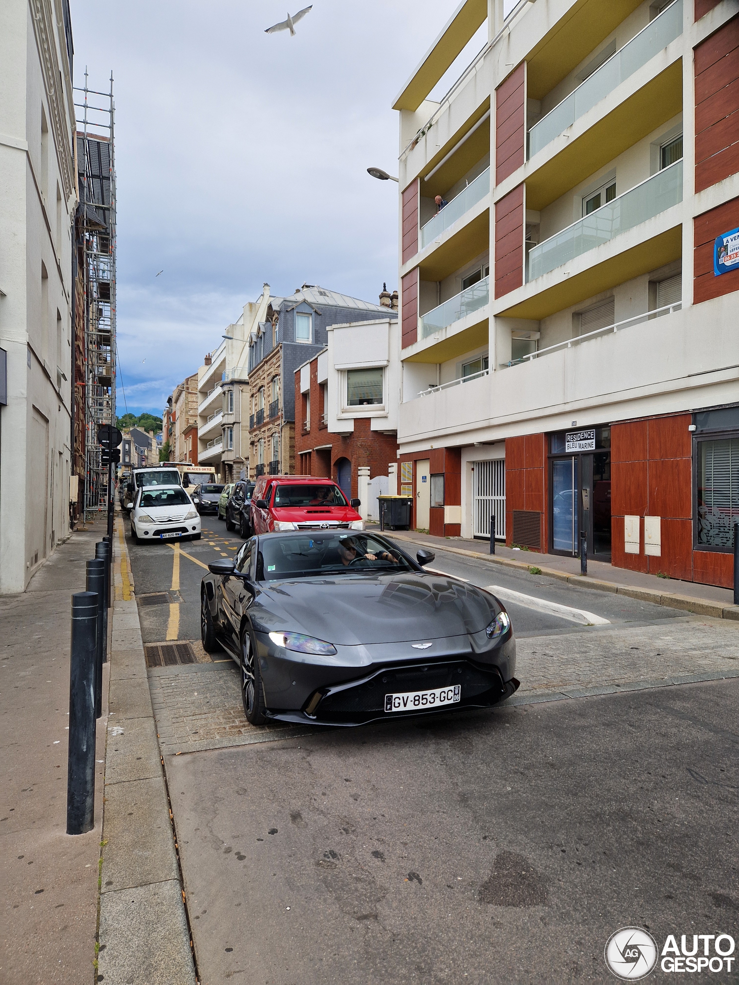 Aston Martin V8 Vantage 2018