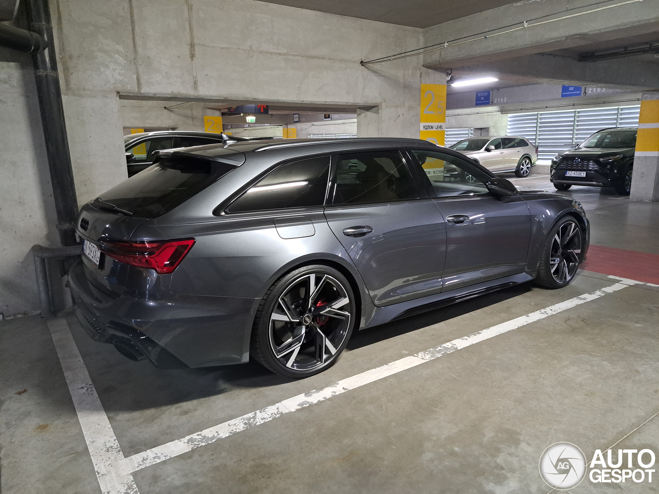 Audi RS6 Avant C8