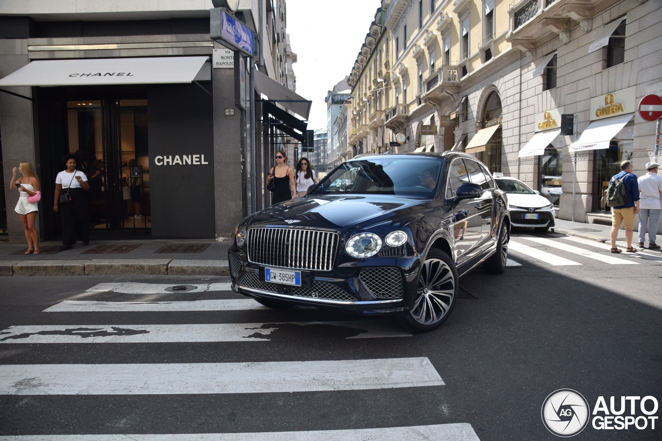 Bentley Bentayga Azure