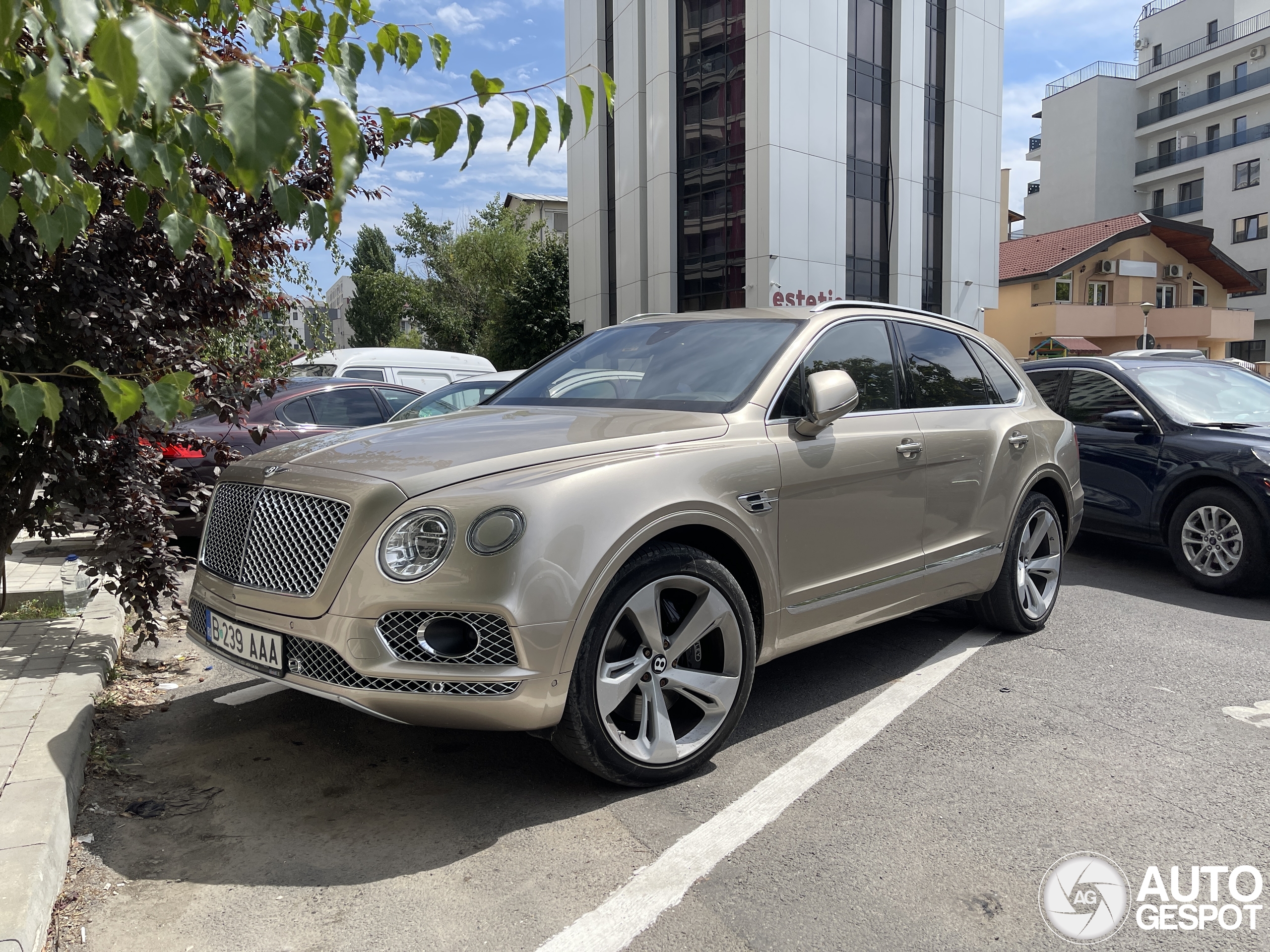 Bentley Bentayga V8