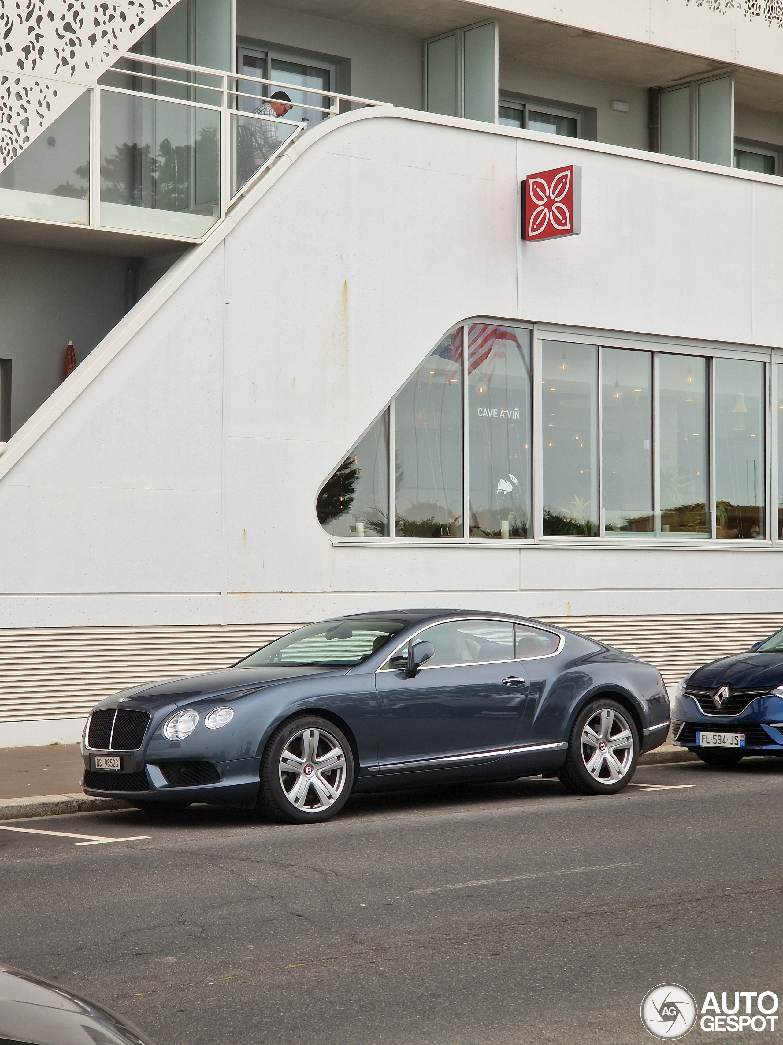 Bentley Continental GT V8 S