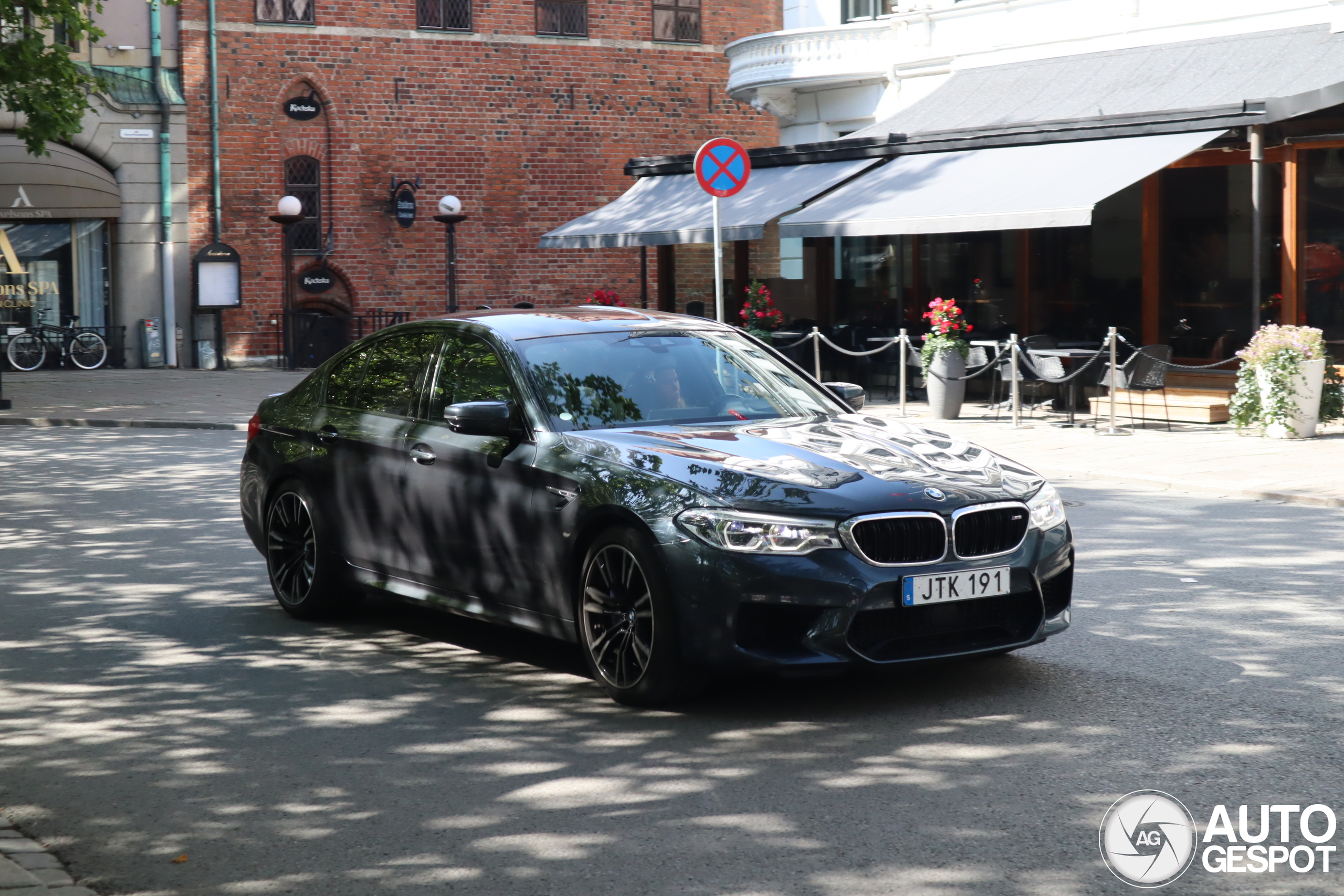 BMW M5 F90