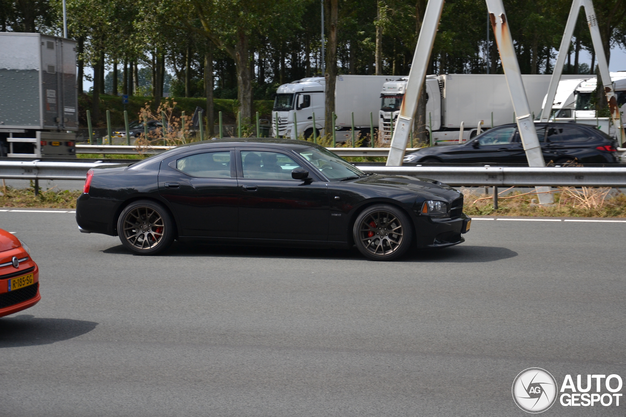 Dodge Charger SRT-8