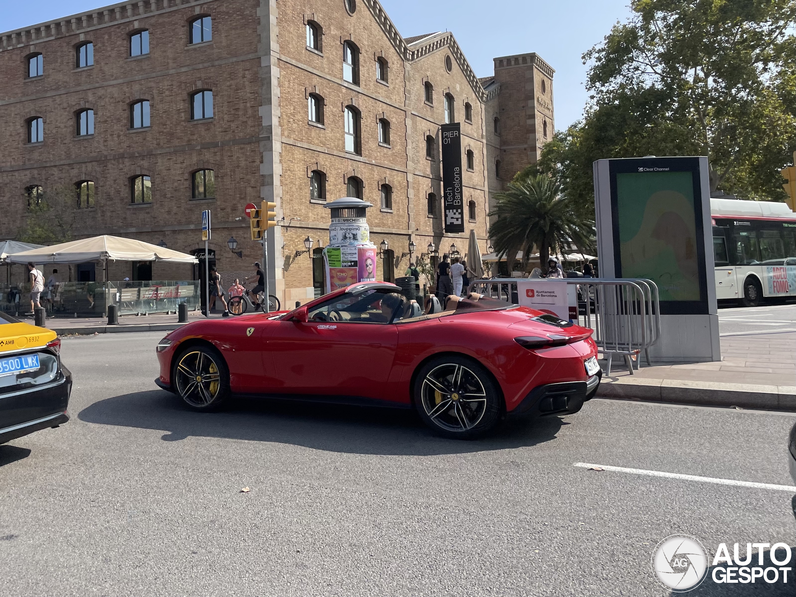 Ferrari Roma Spider